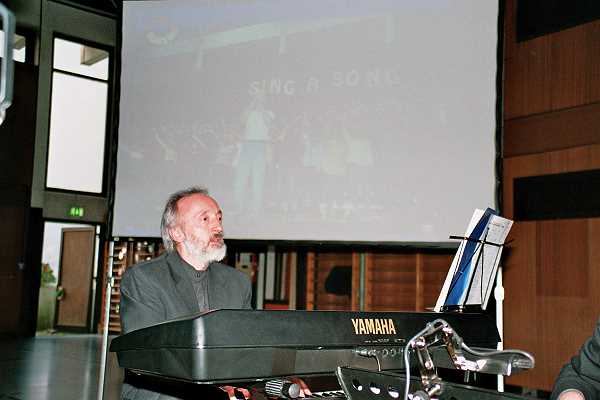 ../Images/2009-04-05-konzert-E2 (33).jpg